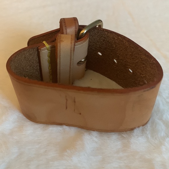 Louis Vuitton Carryall leather, buckled strap for the two top handles - Picture 3 of 8